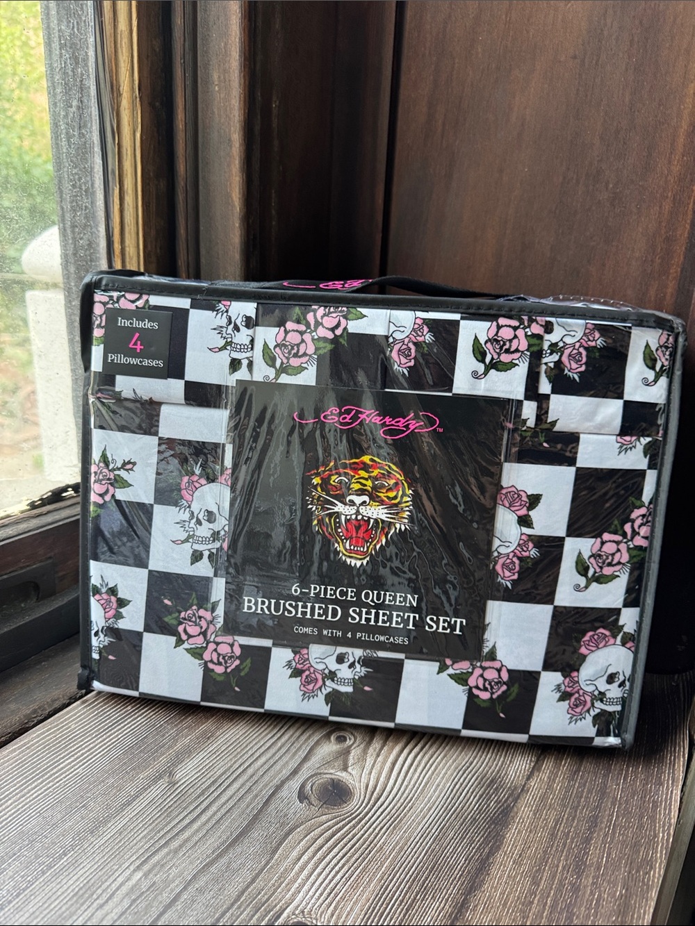Ed Hardy Black & White Checker Sheet Set with Pink Rose and Skull Motif